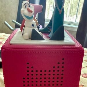 Kids Olaf Musical Night Light - Pink